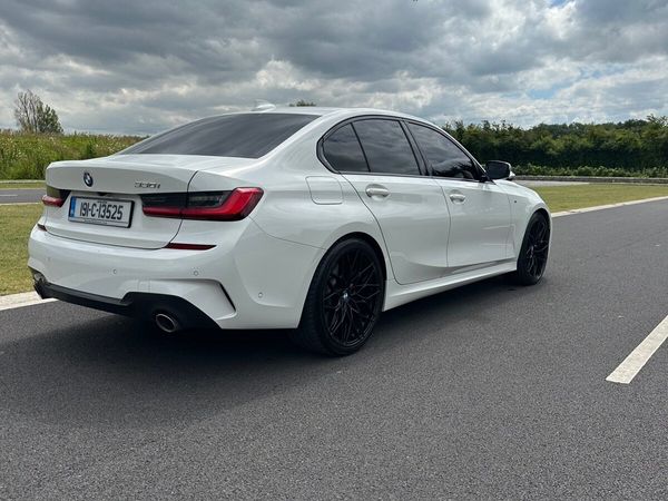BMW 3-Series Saloon, Petrol, 2019, White