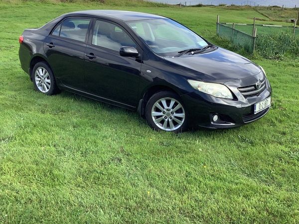 Toyota Corolla Saloon, Petrol, 2010, Black
