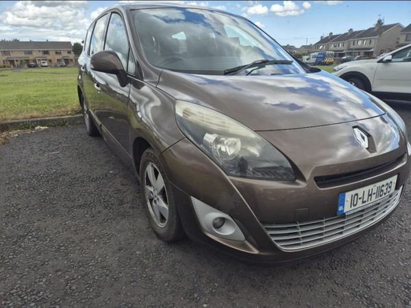 Renault Grand Scenic MPV, Diesel, 2010, Bronze