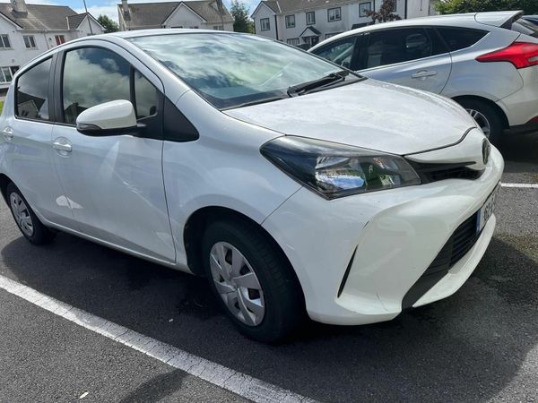 Toyota Vitz Hatchback, Petrol, 2016, Grey