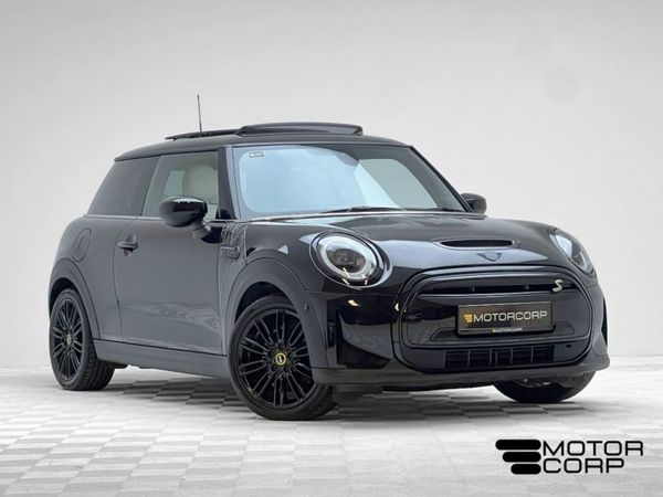 Mini Electric Hatchback, Electric, 2021, Black