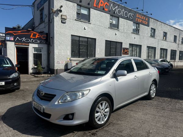 Toyota Corolla Saloon, Petrol, 2010, Silver