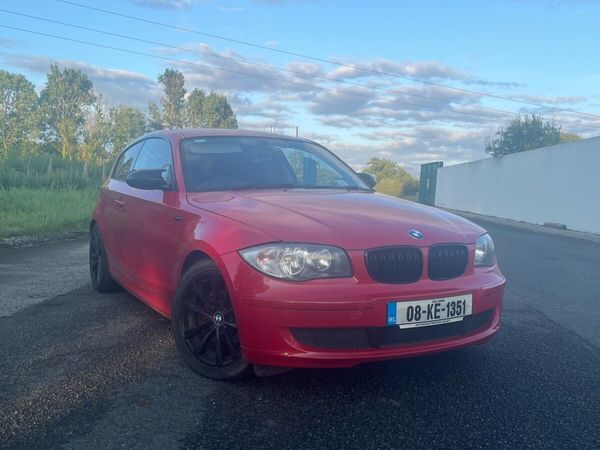 BMW 1-Series Hatchback, Petrol, 2008, Red