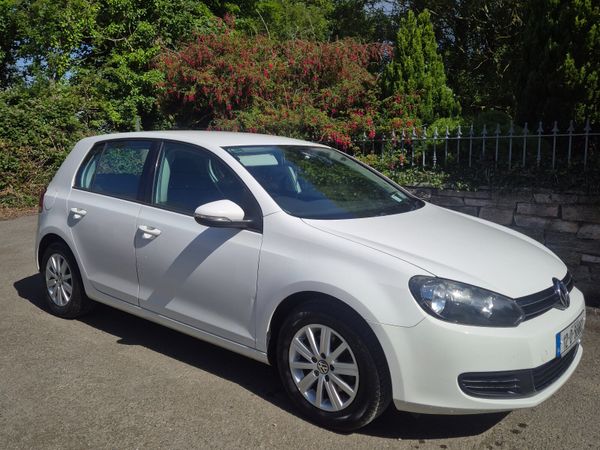 Volkswagen Golf Hatchback, Petrol, 2012, White