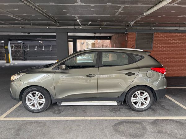Hyundai ix35 SUV, Diesel, 2010, Green