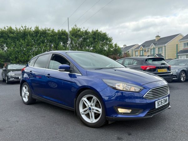 Ford Focus Hatchback, Diesel, 2016, Blue
