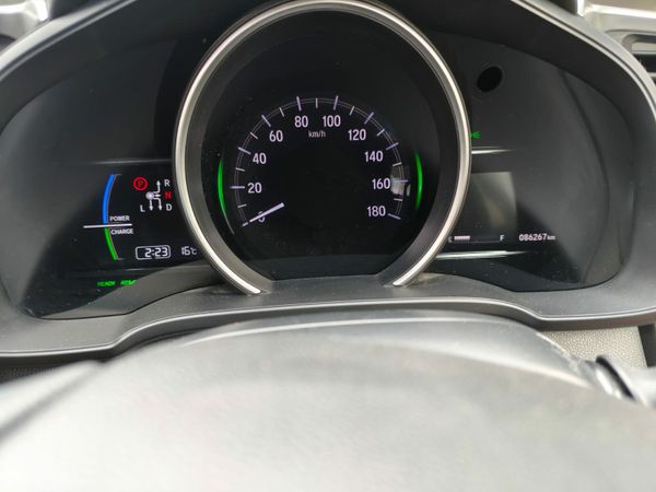 Honda Fit Hatchback, Petrol Hybrid, 2018, Silver