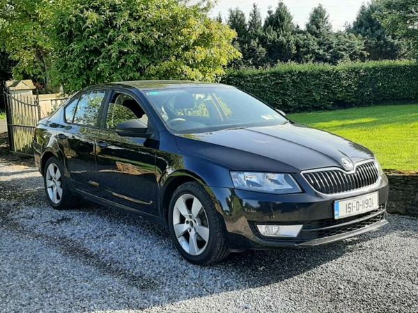 Skoda Octavia Saloon, Diesel, 2015, Black