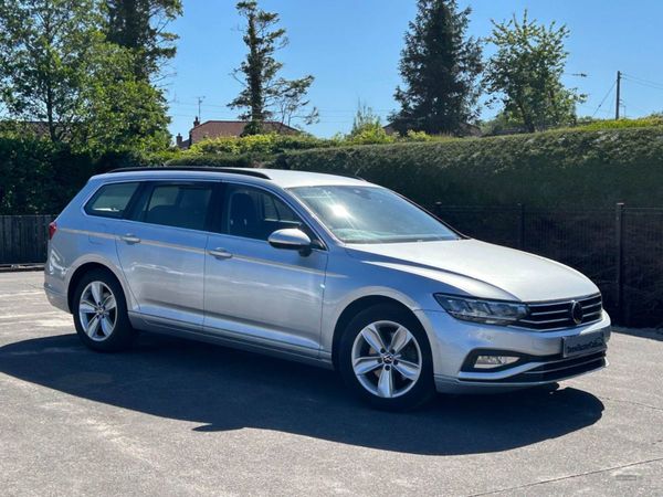 Volkswagen Passat , Diesel, 2021, Silver