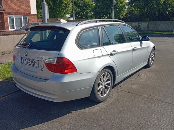 BMW 3-Series Estate, Petrol, 2007, Silver