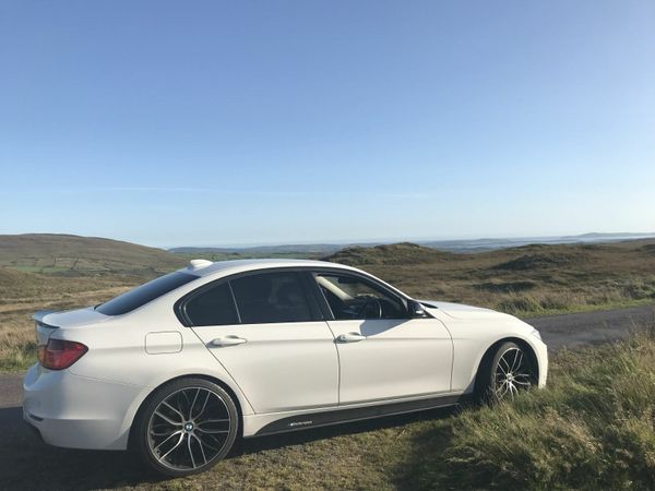 BMW 3-Series Saloon, Diesel, 2012, White