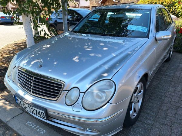 Mercedes-Benz E-Class Saloon, Petrol, 2004, Silver
