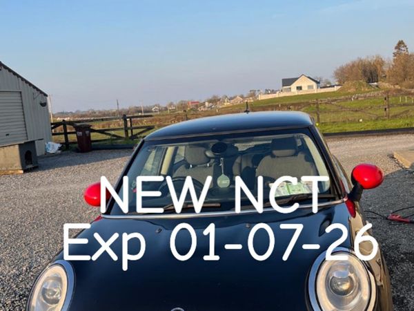 Mini Cooper Hatchback, Diesel, 2015, Black