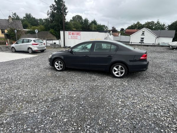 Volkswagen Passat Saloon, Diesel, 2012, Grey