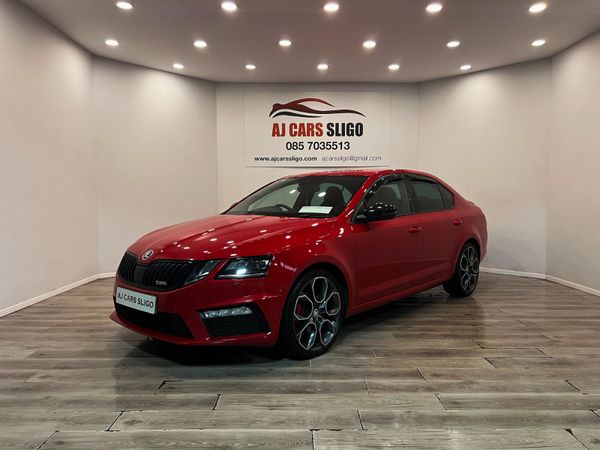 Skoda Octavia Hatchback, Diesel, 2019, Red