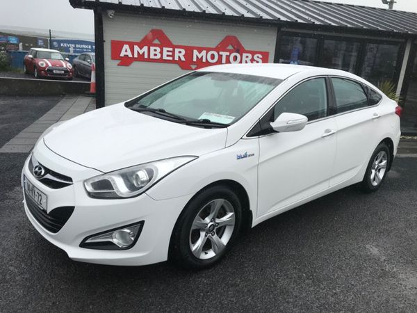 Hyundai i40 Saloon, Diesel, 2014, White