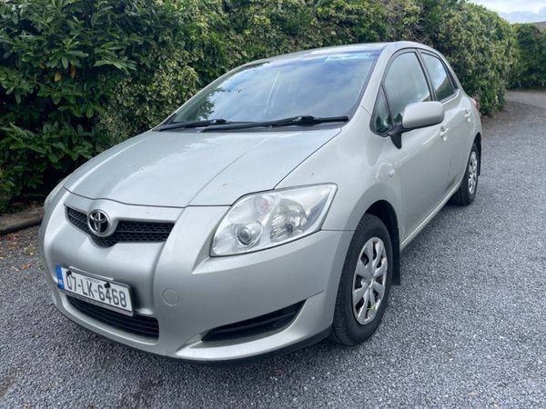 Toyota Auris Hatchback, Petrol, 2007, Silver