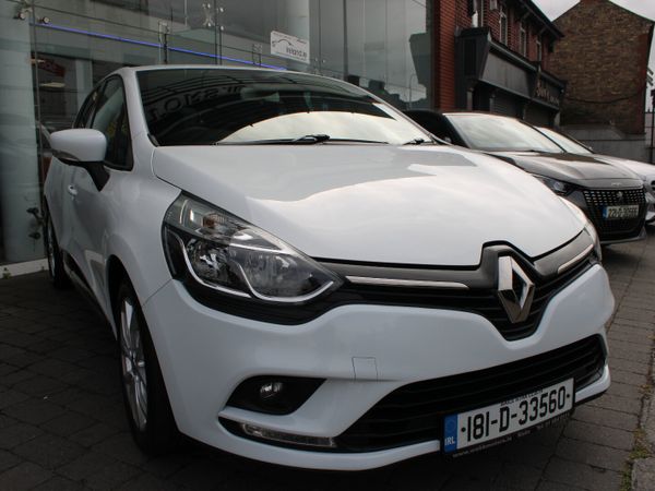 Renault Clio Hatchback, Petrol, 2018, White
