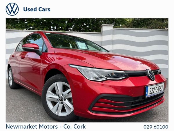 Volkswagen Golf Hatchback, Petrol, 2022, Red
