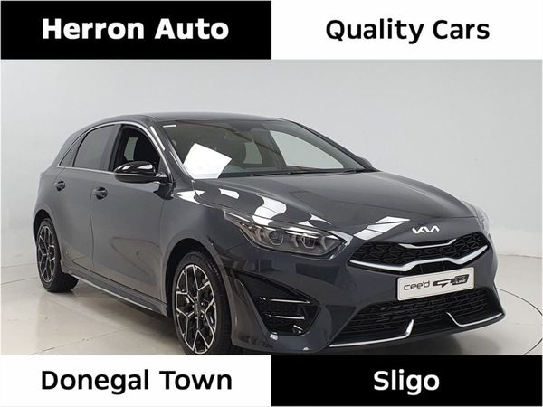 Kia Ceed Hatchback, Petrol, 2023, Grey