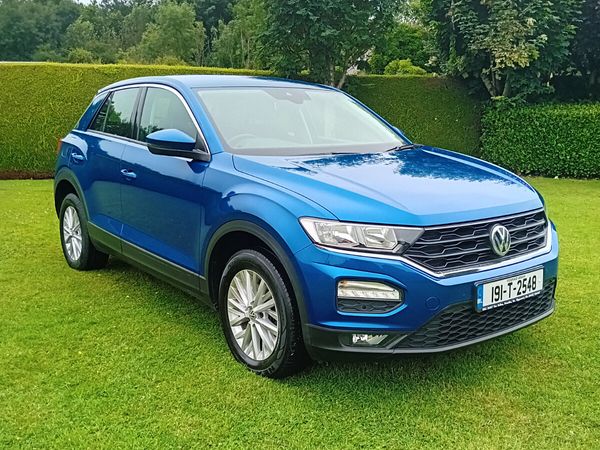 Volkswagen T-Roc SUV, Petrol, 2019, Blue