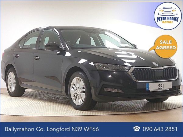 Skoda Octavia Hatchback, Diesel, 2022, Black