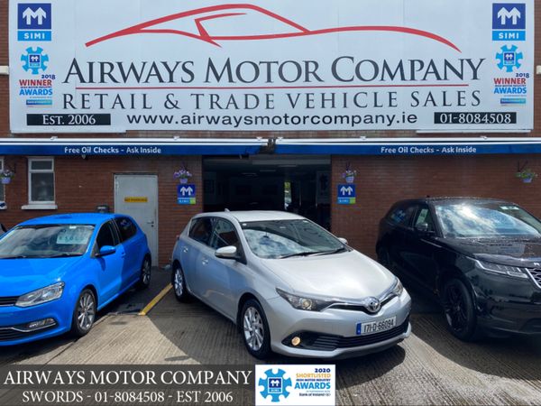 Toyota Auris Hatchback, Petrol, 2017, Silver