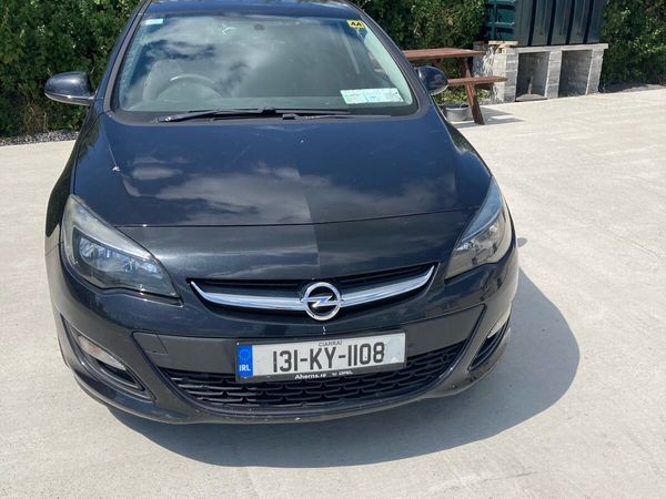 Opel Astra Saloon, Diesel, 2013, Black