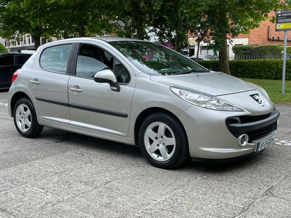 Peugeot 207 Hatchback, Petrol, 2007, Silver