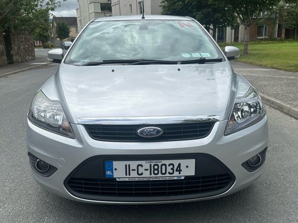 Ford Focus Hatchback, Diesel, 2011, Silver