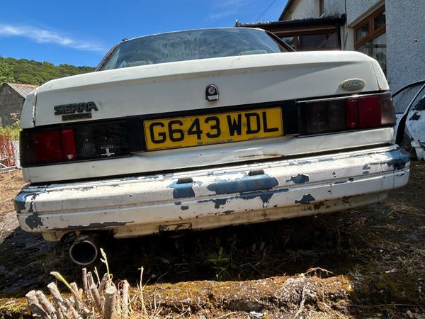 Ford Sierra Saloon, Petrol, 1990, Blue