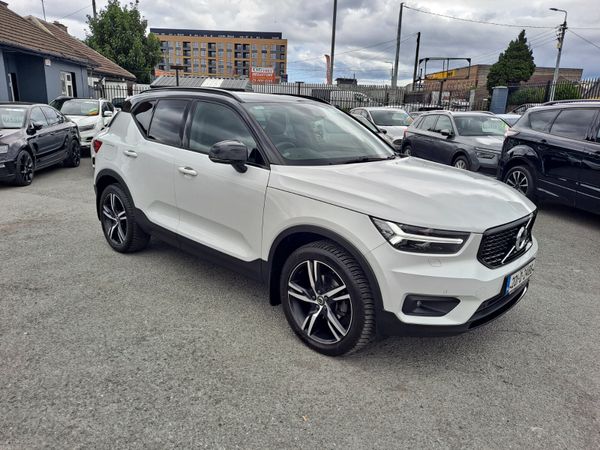 Volvo XC40 Estate/Jeep, Petrol, 2020, White
