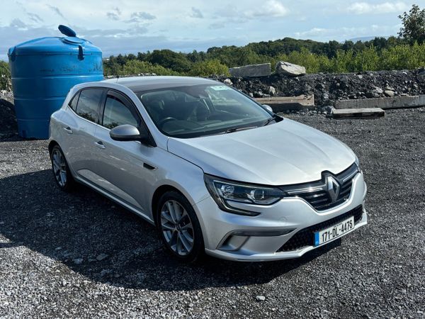 Renault Megane Hatchback, Diesel, 2017, Silver