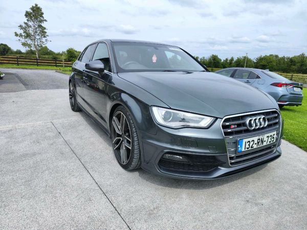 Audi A3 Hatchback, Diesel, 2013, Grey