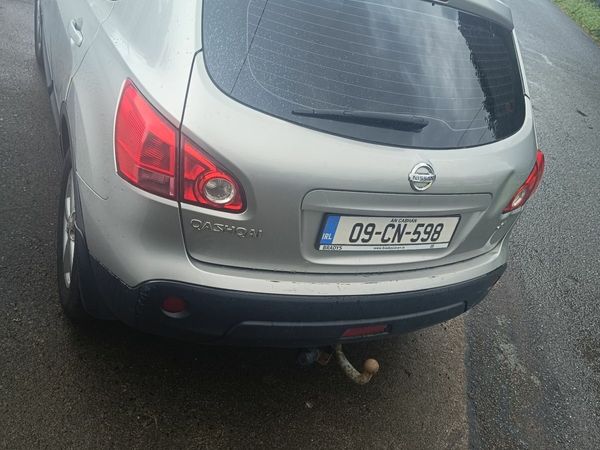 Nissan Qashqai Hatchback, Diesel, 2009, Silver