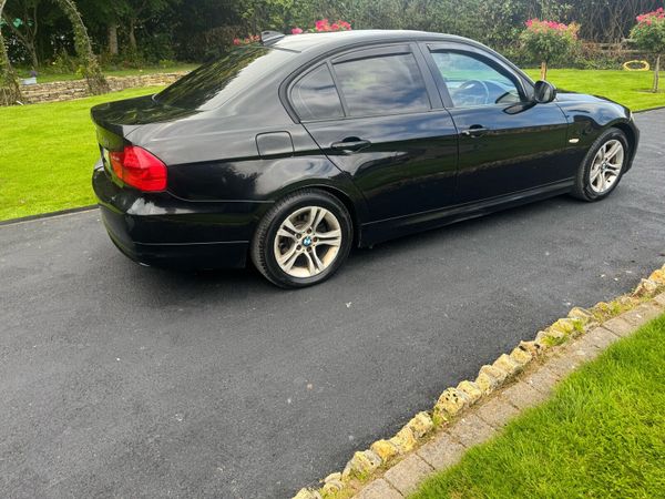 BMW 3-Series Saloon, Diesel, 2011, Black