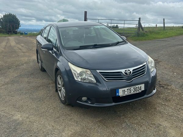 Toyota Avensis Saloon, Diesel, 2011, Blue