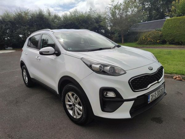 Kia Sportage SUV, Diesel Hybrid, 2021, White