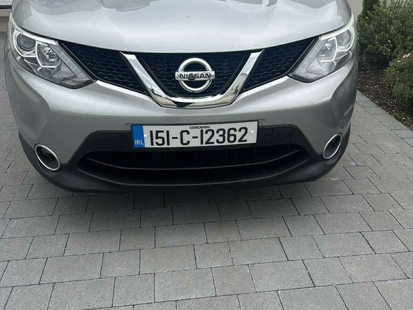 Nissan Qashqai Hatchback, Diesel, 2015, Silver