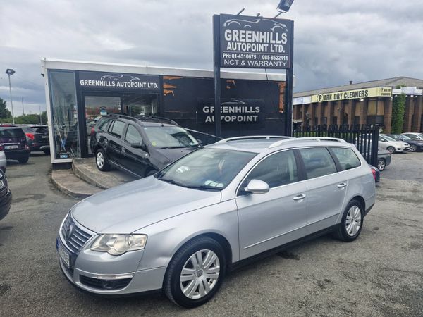 Volkswagen Passat Estate, Petrol, 2008, Silver