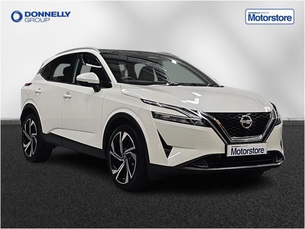 Nissan Qashqai Hatchback, Petrol, 2021, White