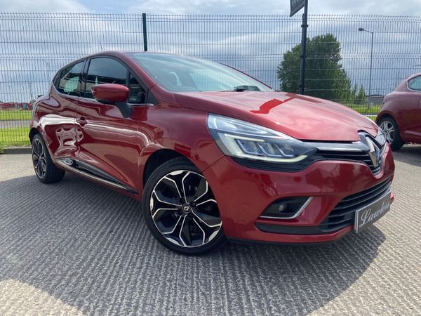 Renault Clio Hatchback, Petrol, 2018, Red