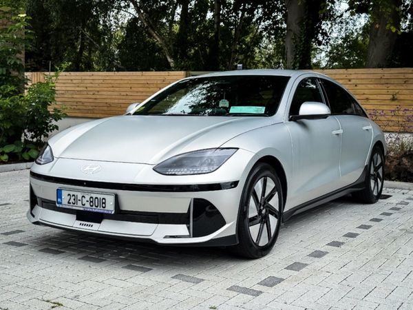 Hyundai IONIQ 6 Saloon, Electric, 2023, Gold