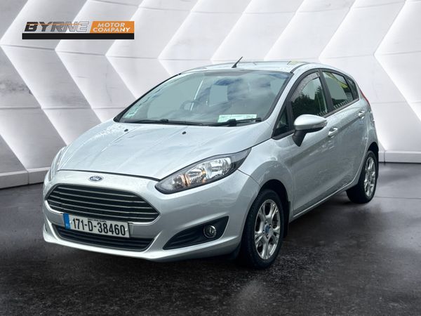 Ford Fiesta Hatchback, Petrol, 2017, Grey