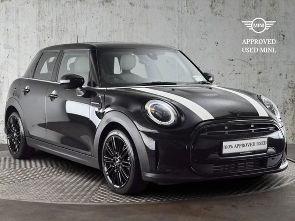 Mini Cooper Hatchback, Petrol, 2023, Black