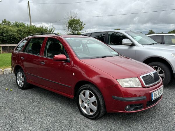 Skoda Fabia Estate, Petrol, 2006, Red