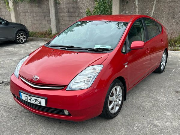 Toyota Prius Hatchback, Petrol Hybrid, 2007, Red