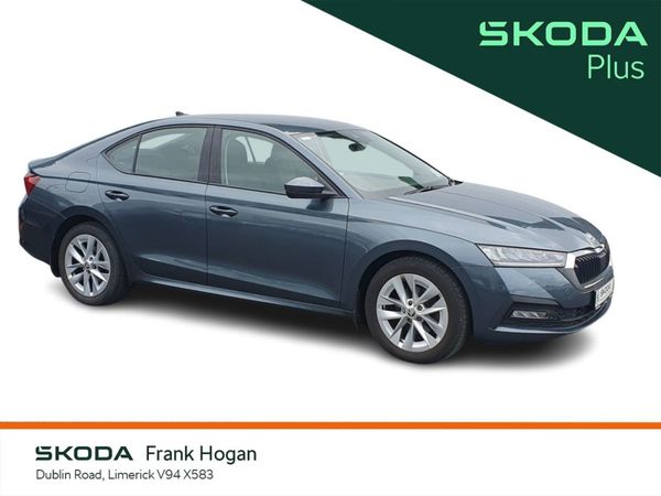 Skoda Octavia Saloon, Diesel, 2022, Grey