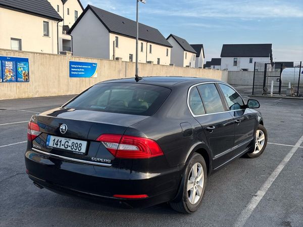 Skoda Superb Saloon, Diesel, 2014, Black