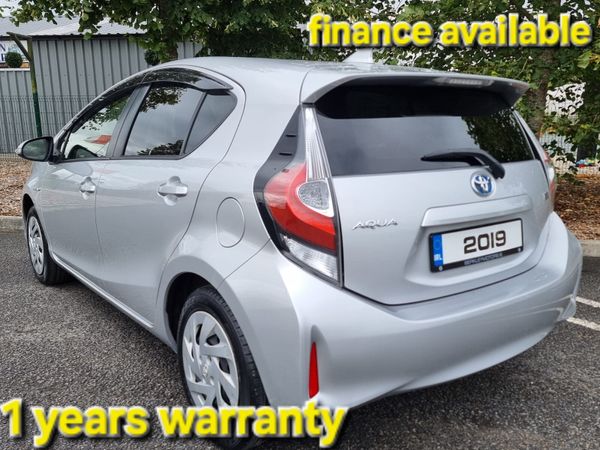 Toyota Aqua Hatchback, Petrol Hybrid, 2019, Black